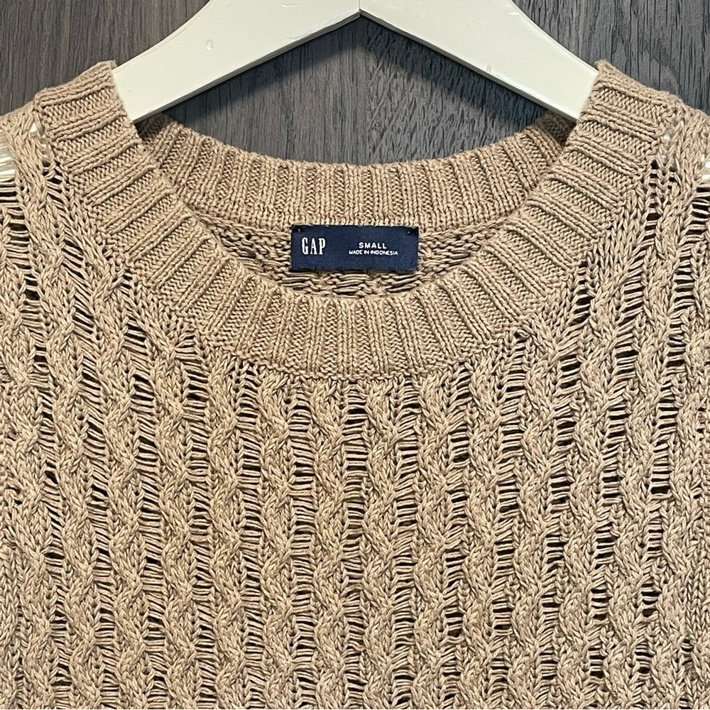 GAP Womens Tan Cable Knit Sweater Vest Crew‎ Neck Sleeveless Pullover Small - Picture 5 of 9